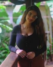 Adorable Anveshi Jain Holiday Pictures 03