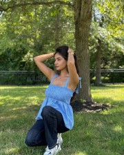 Anushka Sen in America Photos 01 Anushka Sen in America Photos 01