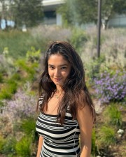 Anushka Sen in a Striped Bodycon Dress Pictures 03 Anushka Sen in a Striped Bodycon Dress Pictures 03