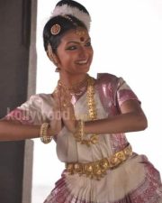 Arundhathi Vettai Heroine Saranya Mohan Stills 09