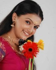 Arundhathi Vettai Heroine Saranya Mohan Stills 18