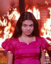 Arundhathi Vettai Heroine Saranya Mohan Stills 25