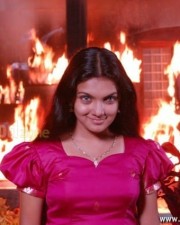 Arundhathi Vettai Heroine Saranya Mohan Stills 26