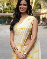 Bayam Oru Payanam Heroine Meenakshi Dixit Photos 03