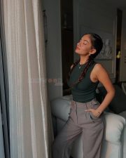Beauty Queen Anushka Sen in a Green Sleeveless Top with Ponytail Photos 08 Beauty Queen Anushka Sen in a Green Sleeveless Top with Ponytail Photos 08