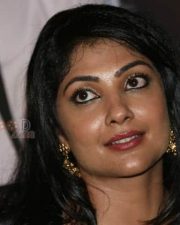 Bengali Beauty Kamalinee Mukherjee Photos 03