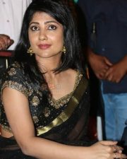 Bengali Beauty Kamalinee Mukherjee Photos 15