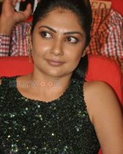 Bengali Beauty Kamalini Mukherjee Photos 20