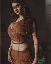 Big Busty Anveshi Jain Photo 01