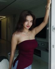 Bold Glam Anushka Sen in a Maroon Strapless Top and Blue Denim Jeans Photos 01 Bold Glam Anushka Sen in a Maroon Strapless Top and Blue Denim Jeans Photos 01