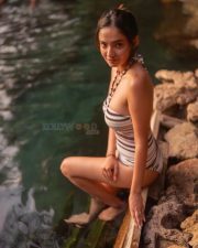 Bold and Hot Anushka Sen in a Stylish Swimsuit Pictures 06 Bold and Hot Anushka Sen in a Stylish Swimsuit Pictures 06