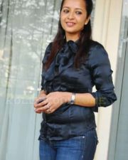 Cute Reema Sen Pictures 01