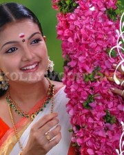 Cute Saranya Mohan Stills 05