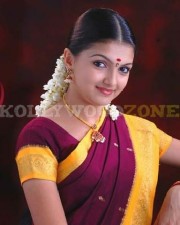 Cute Saranya Mohan Stills 09