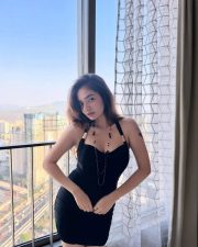 Dil Dosti Dilemma Actress Anushka Sen in a Black Bodycon Mini Dress Pictures 07