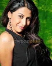 Gayatri Iyer Pics 01