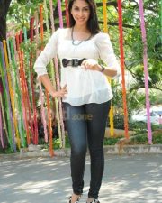 Gayatri Iyer Sexy Pictures 12