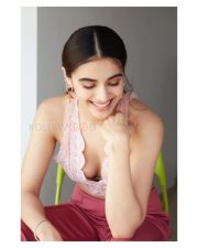 Glamorous Divyansha Kaushik Cleavage in a Satin Dress Pictures 01