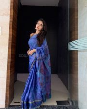 Gorgeous Anushka Sen in a Blue Designer Saree Photos 03 Gorgeous Anushka Sen in a Blue Designer Saree Photos 03