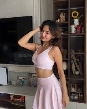 Hai Junoon Actress Anushka Sen in a Pink Crop Top and Mini Skirt Pictures 03