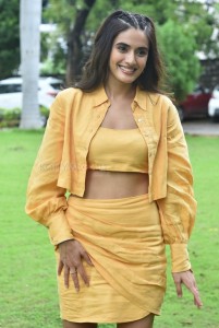 Heroine Divyansha Kaushik at Ramarao On Duty Movie Interview Photos 10