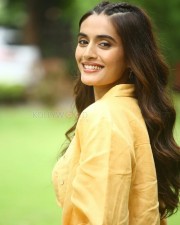 Heroine Divyansha Kaushik at Ramarao On Duty Movie Interview Photos 55
