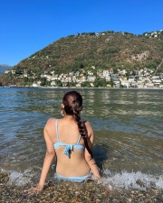 Hot Anushka Sen Vacation Bikini Pictures 04 Hot Anushka Sen Vacation Bikini Pictures 04