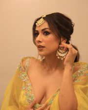 Hot Nia Sharma Cleavage in Yellow Ethnic Wear Pictures 03