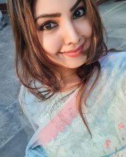 Hottie weds Naughty Actress Komal Jha Sexy Stills 23