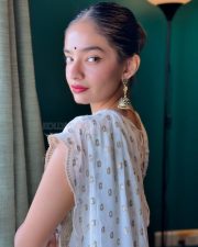 Indian Actress and Model Anushka Sen Sexy Pictures 36 Indian Actress and Model Anushka Sen Sexy Pictures 36