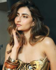 Irresistible Actress Palak Tiwari in a Gold Sculpted Metal Bustier and Jeans Photos 04