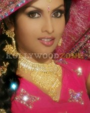 Jyothirmayi Actress Pictures 11