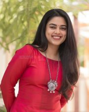 Kerala Story Actress Siddhi Idnani Red Pictures 01