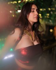 Magnetic Actress Chahatt Khanna in a Dark Burgundy Strapless Metallic Top Photos 04