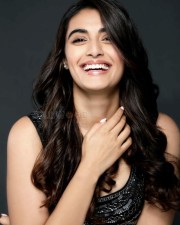 Majili Actress Divyansha Kaushik Pictures 23