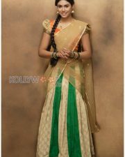 Manisha Yadav Sexy Photoshoot Stills 12