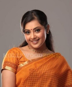 Meena In Thambikkottai Pictures 03