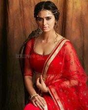 Meenakshi Dixit Sexy Hot Photos 14