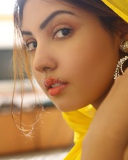 My Dad s Wedding Actress Komal Jha Sexy Pictures 11