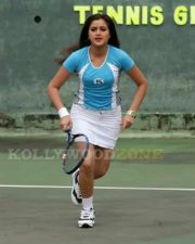 Navneeth Kaur Pictures 02