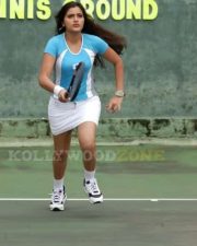 Navneeth Kaur Pictures 09