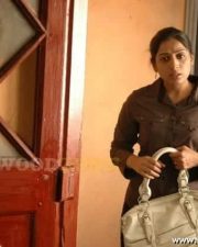 Padma Priya In Gokulam Movie Photos 31