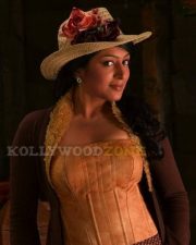 Padmapriya In Irumbu Kottai Murattu Singam Movie 02