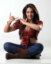 Parul Yadav Hot Stills 03
