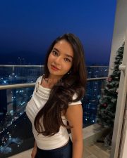 Pretty Anushka Sen in a White Top and Blue Full Length Skirt Pictures 04 Pretty Anushka Sen in a White Top and Blue Full Length Skirt Pictures 04