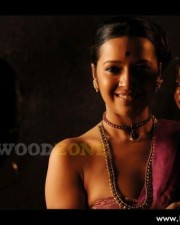 Reema Sen In Aayirathil Oruvan Stills 06