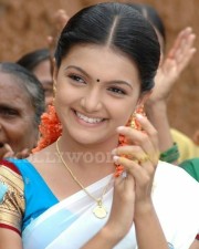 Saranya Mohan Photos 03