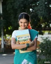 Saranya Mohan Pics 08