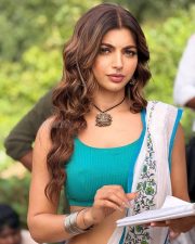 Sexy Akanksha Puri in a Turquoise Floral Lehenga Photos 04