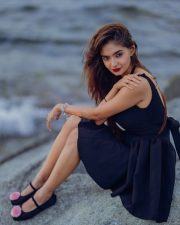 Sexy Anushka Sen in a Black Sleeveless A Line Mini Dress Photos 02